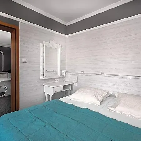 Hotel Boryana